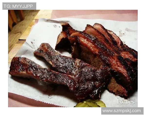 足球明星畅谈中国美食的独特魅力与个人体验分享